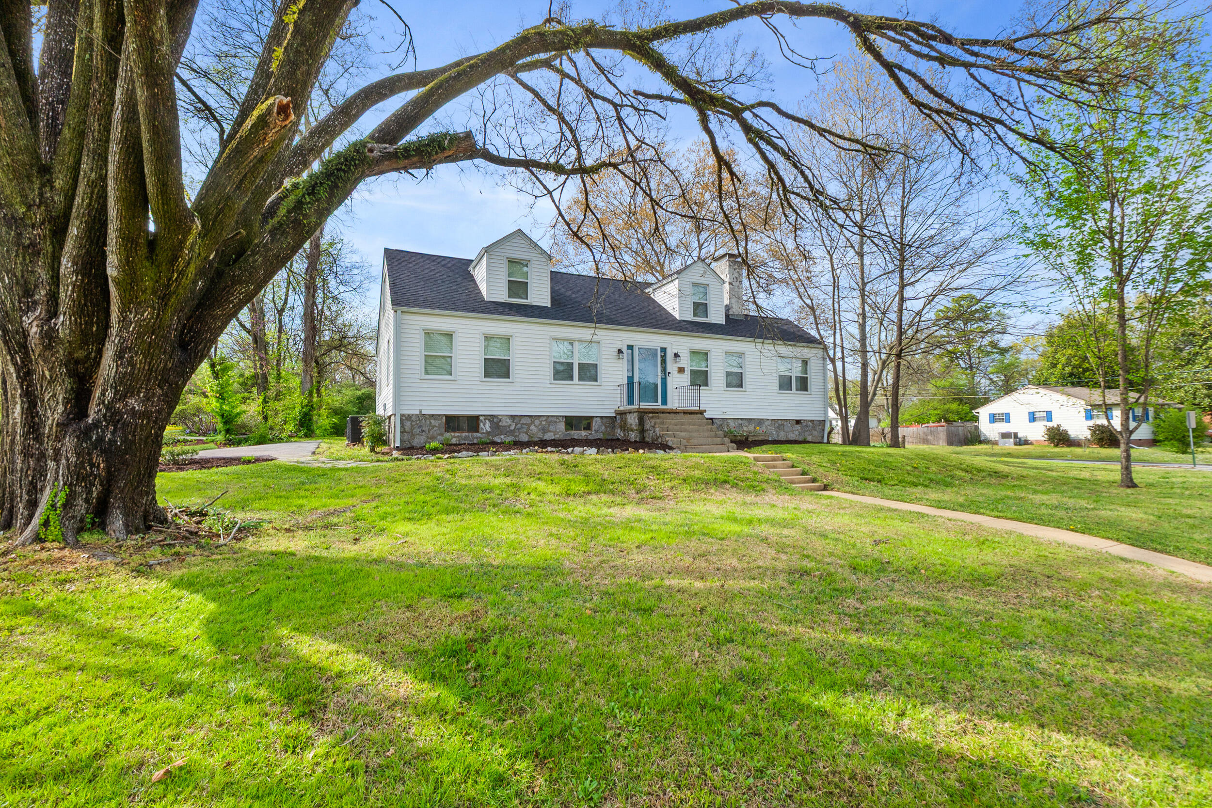 311 Tacoa Avenue, Chattanooga, Tennessee image 4
