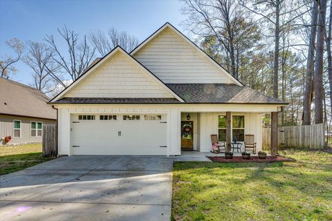 Photo of 225 Lake Avenue, Ringgold, GA 30736 (MLS # 1531303)