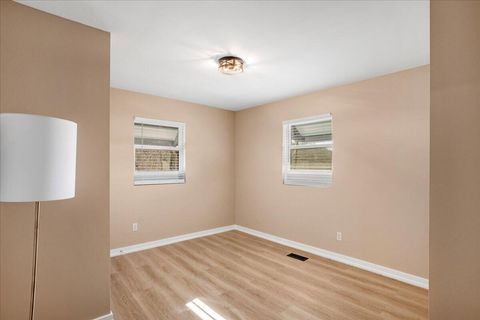 Tiny photo for 9815 E Brainerd Road, Ooltewah, TN 37363 (MLS # 1527807)