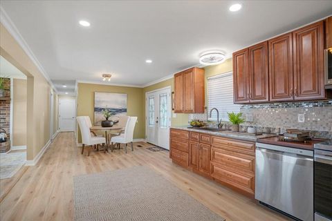 Tiny photo for 9815 E Brainerd Road, Ooltewah, TN 37363 (MLS # 1527807)