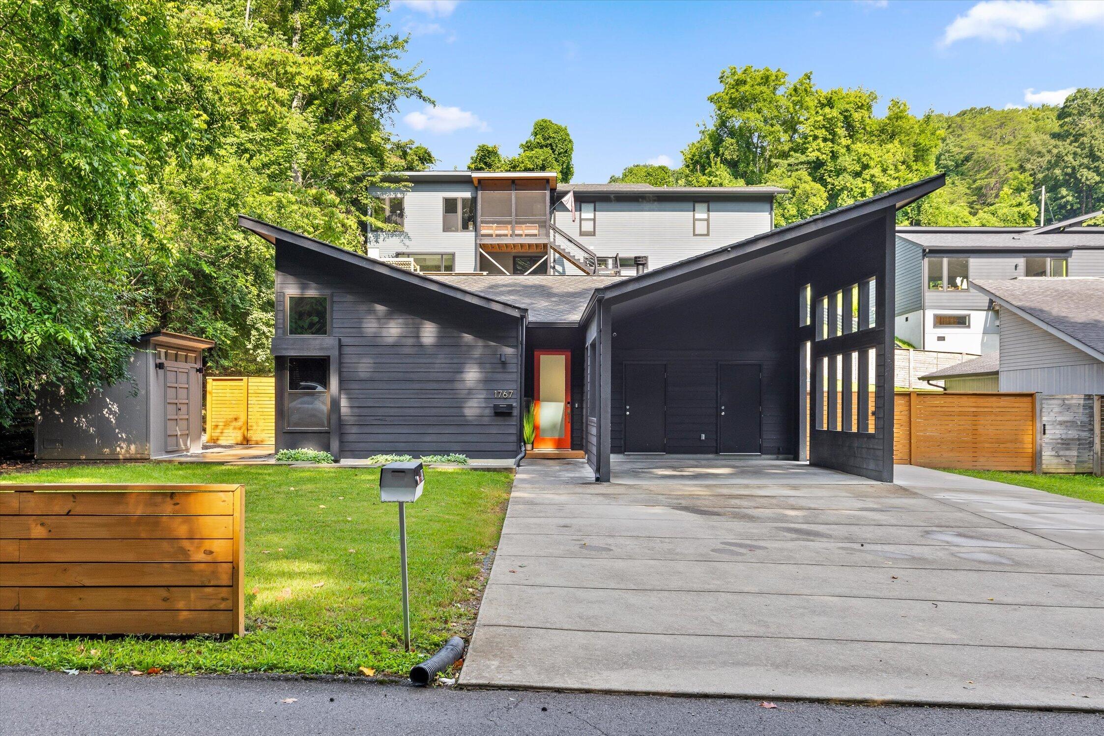 Photo 1 of 59 — 1767 White Oak Road, Chattanooga, TN 37415