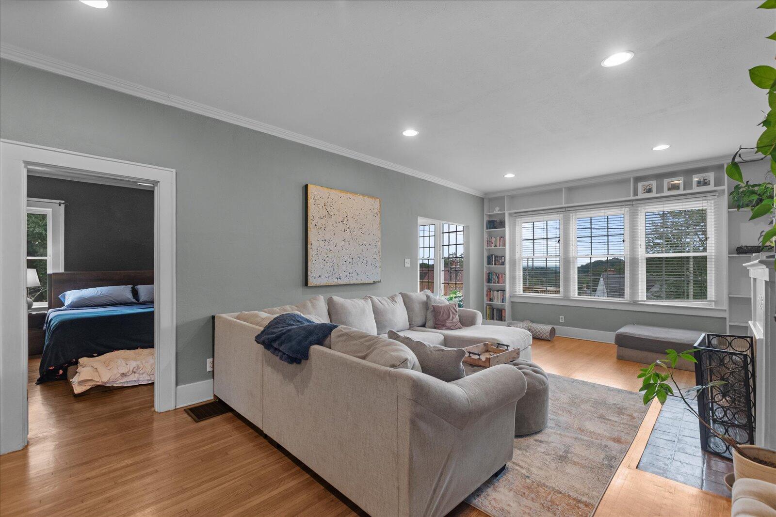3415 Alta Vista Drive
