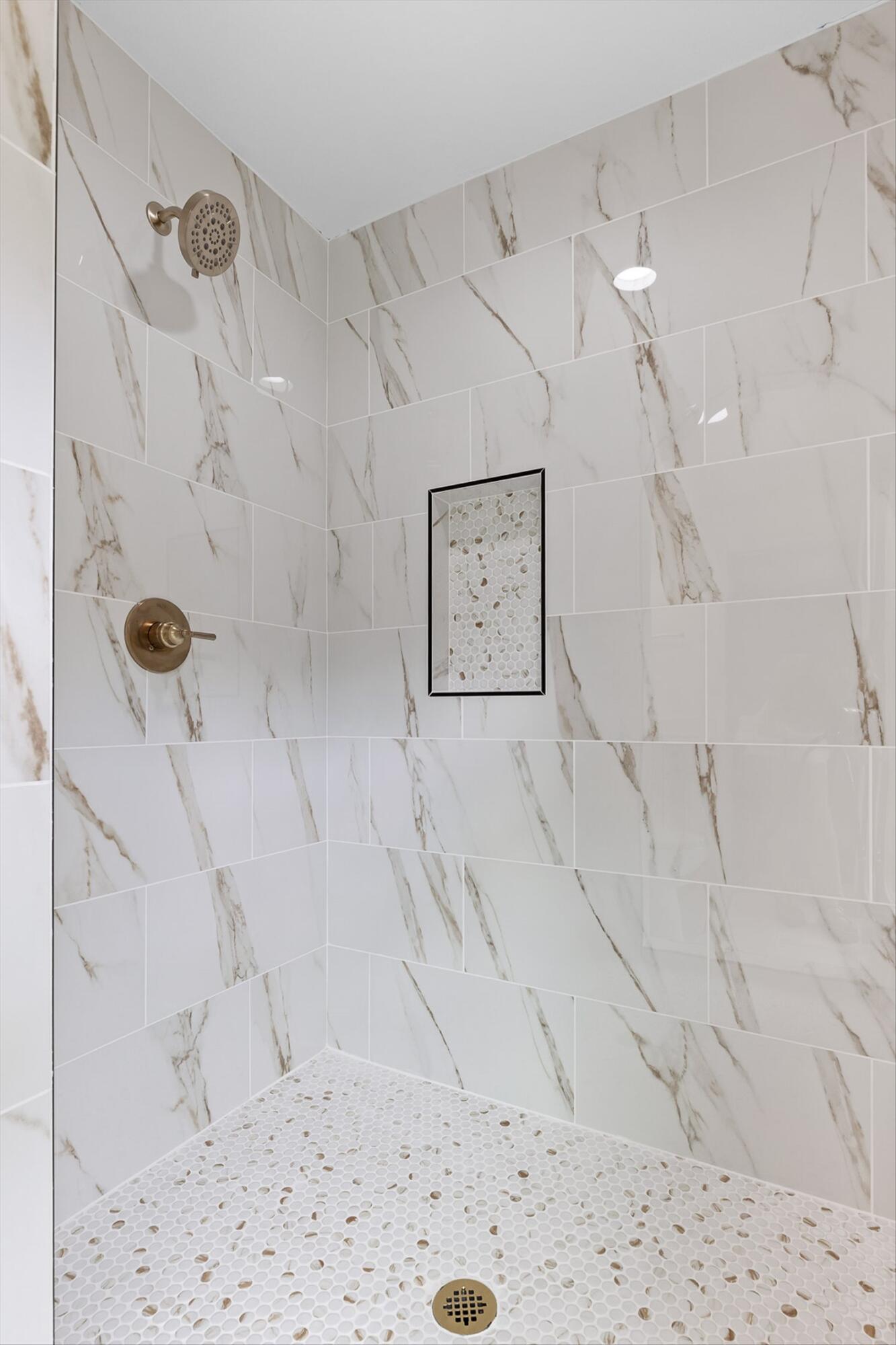 Chattanooga, Tennessee 37421, United States, 3 Bedrooms Bedrooms, ,3 BathroomsBathrooms,Residential,Active,188135