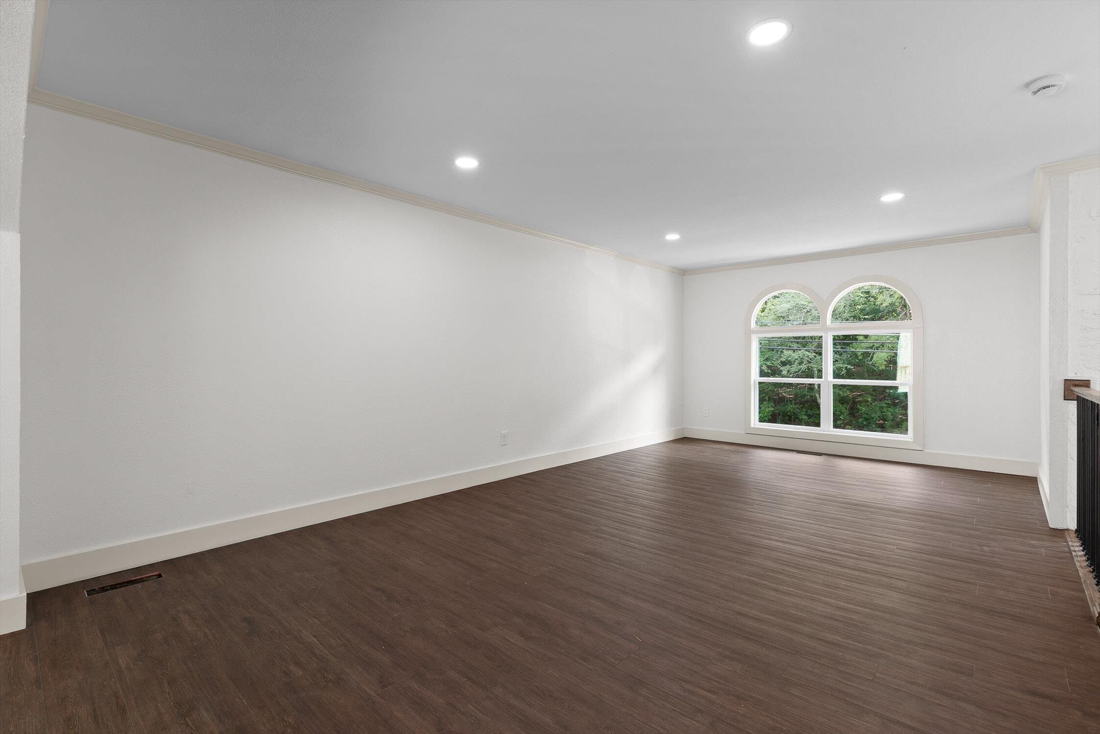 Chattanooga, Tennessee 37421, United States, 3 Bedrooms Bedrooms, ,3 BathroomsBathrooms,Residential,Active,188135