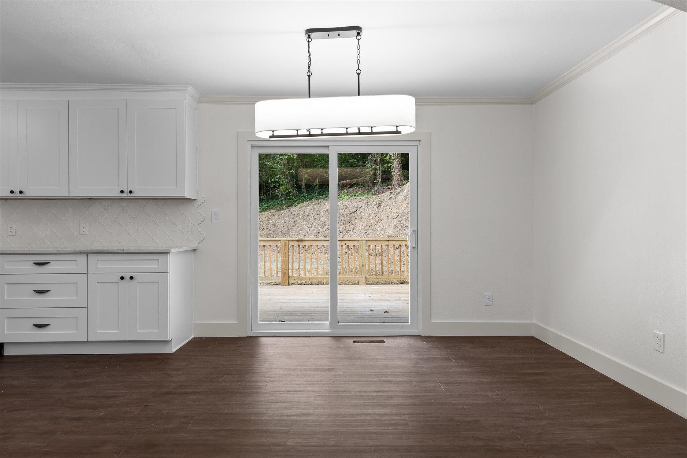 Chattanooga, Tennessee 37421, United States, 3 Bedrooms Bedrooms, ,3 BathroomsBathrooms,Residential,Active,188135