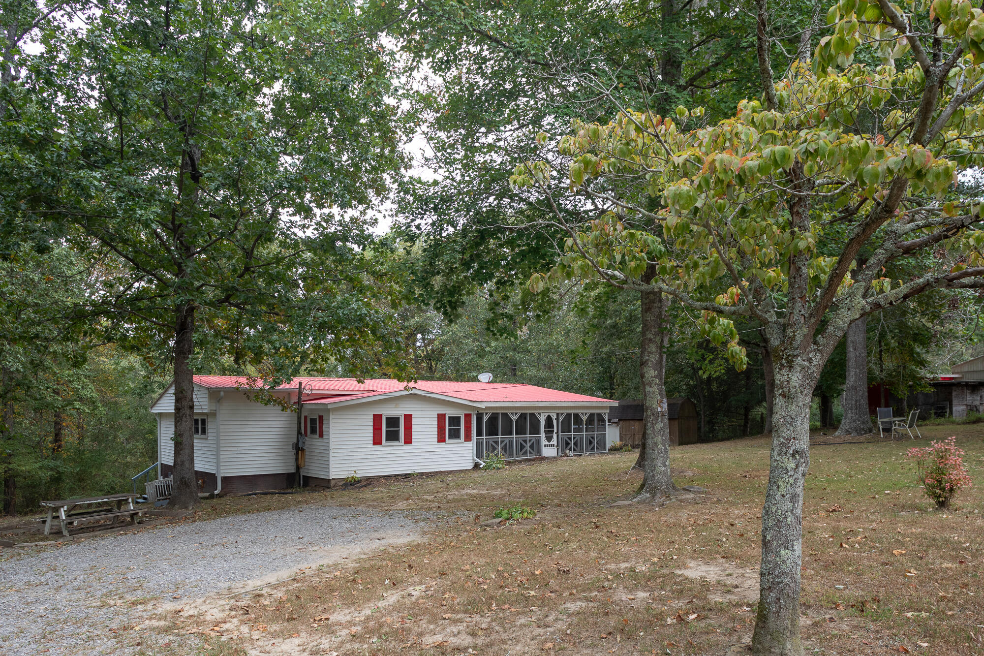 Trenton, Georgia 30752, United States, 3 Bedrooms Bedrooms, ,2 BathroomsBathrooms,Residential,Active,212592