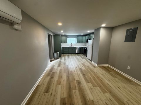 Tiny photo for 805 Grandview Avenue, Chattanooga, TN 37405 (MLS # 1525244)