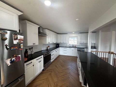 Tiny photo for 805 Grandview Avenue, Chattanooga, TN 37405 (MLS # 1525244)