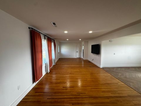 Tiny photo for 805 Grandview Avenue, Chattanooga, TN 37405 (MLS # 1525244)