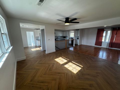 Tiny photo for 805 Grandview Avenue, Chattanooga, TN 37405 (MLS # 1525244)