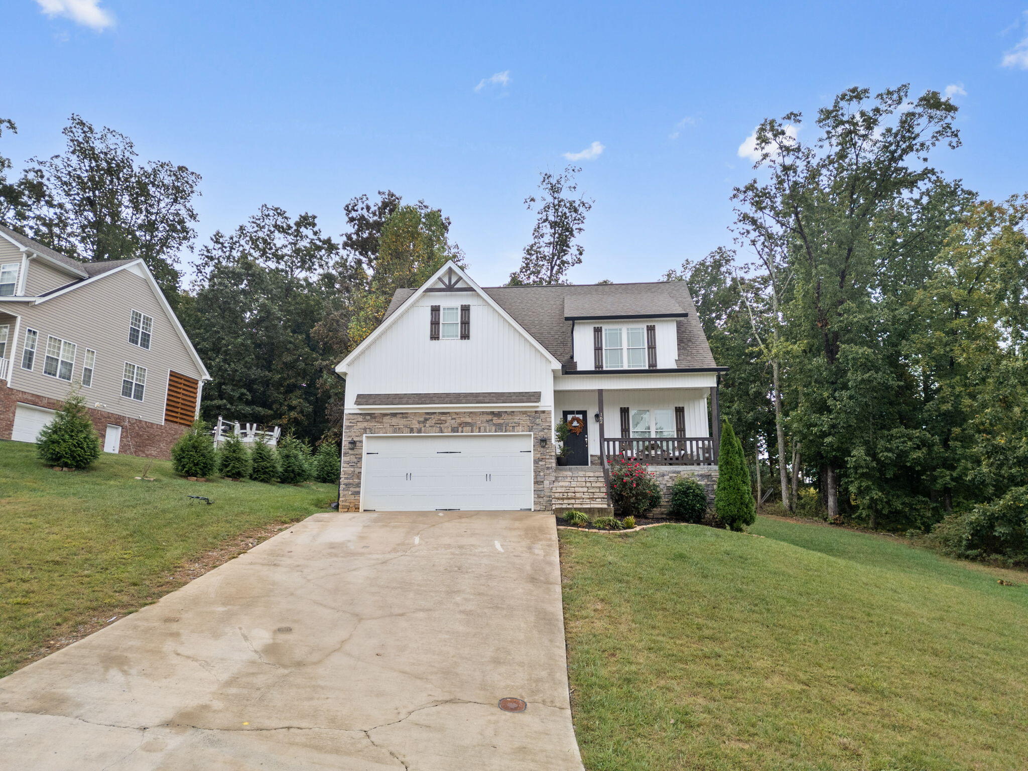 162 Lower Woods Trail NE