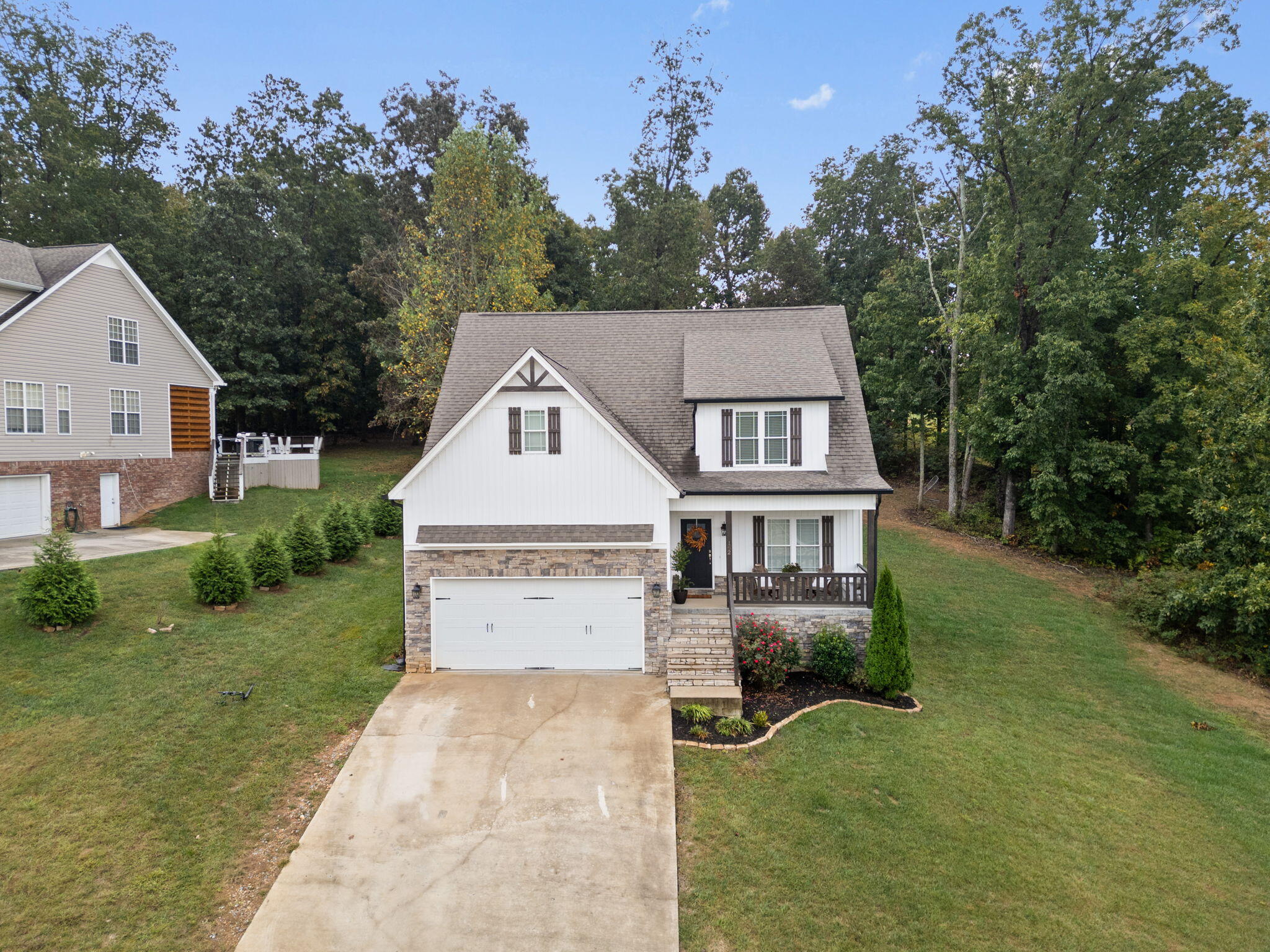 162 Lower Woods Trail NE