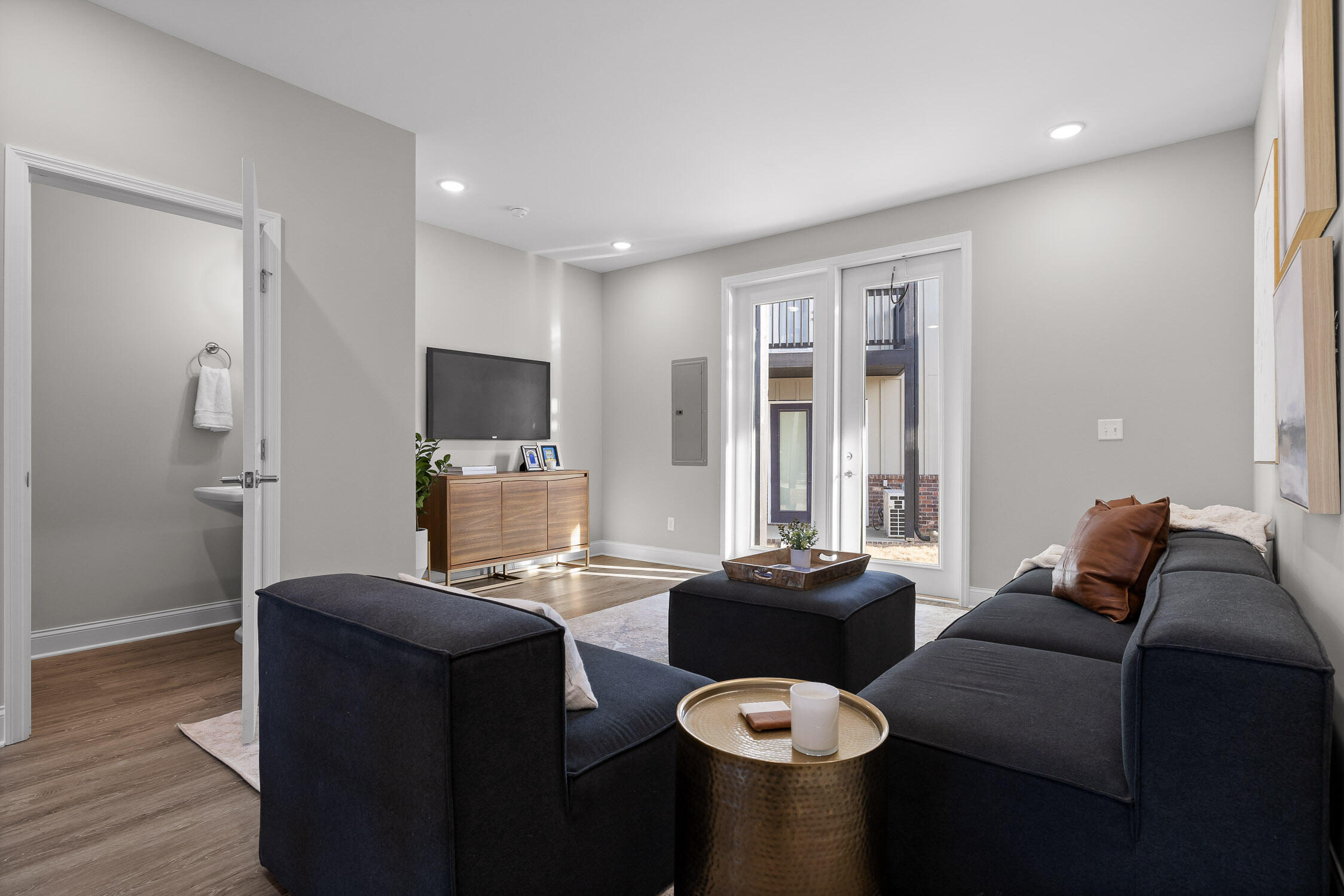 Chattanooga, Tennessee 37421, United States, 3 Bedrooms Bedrooms, ,3 BathroomsBathrooms,Residential,Active,194231