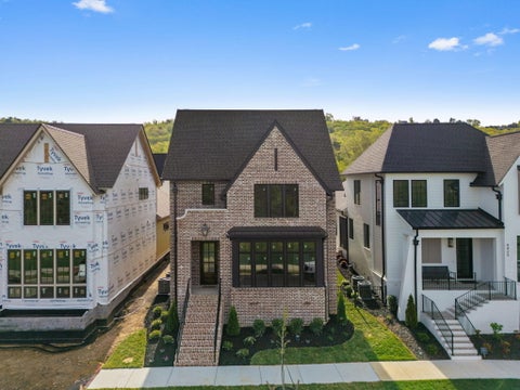 Townhouse For Sale - 9419 Calder Circle<br/> Ooltewah, TN 37363