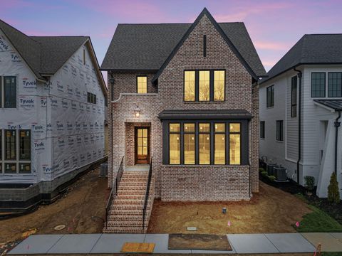 Townhouse For Sale - 9419 Calder Circle<br/> Ooltewah, TN 37363