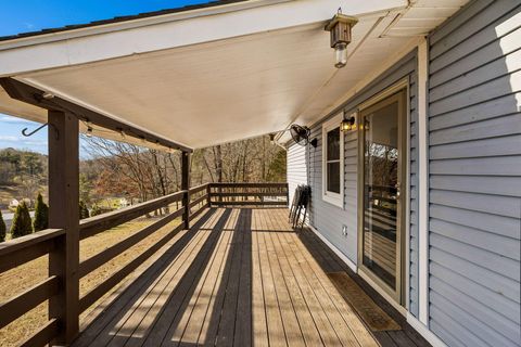 Tiny photo for 11166 Hallett Street, Soddy Daisy, TN 37379 (MLS # 1525637)
