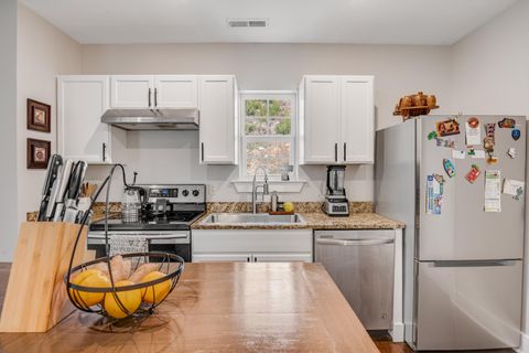 Tiny photo for 6927 Flagstone Drive, Ooltewah, TN 37363 (MLS # 1530812)