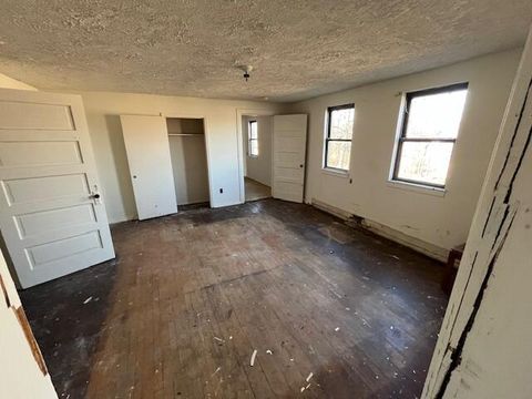 Tiny photo for 1908 Mccallie Avenue, Chattanooga, TN 37404 (MLS # 1530610)