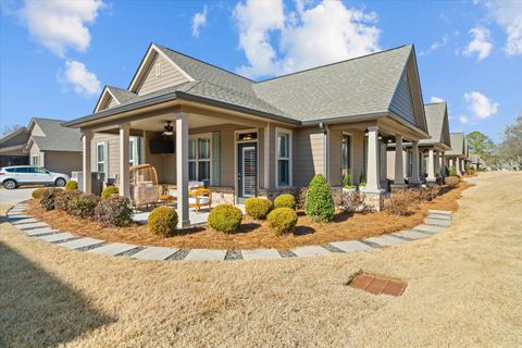 Photo of 269 Camden Way, Dalton, GA 30721 (MLS # 1526581)