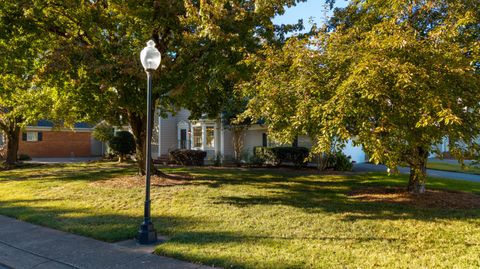 Tiny photo for 2019 Clearfield Lane, Chattanooga, TN 37405 (MLS # 1522490)