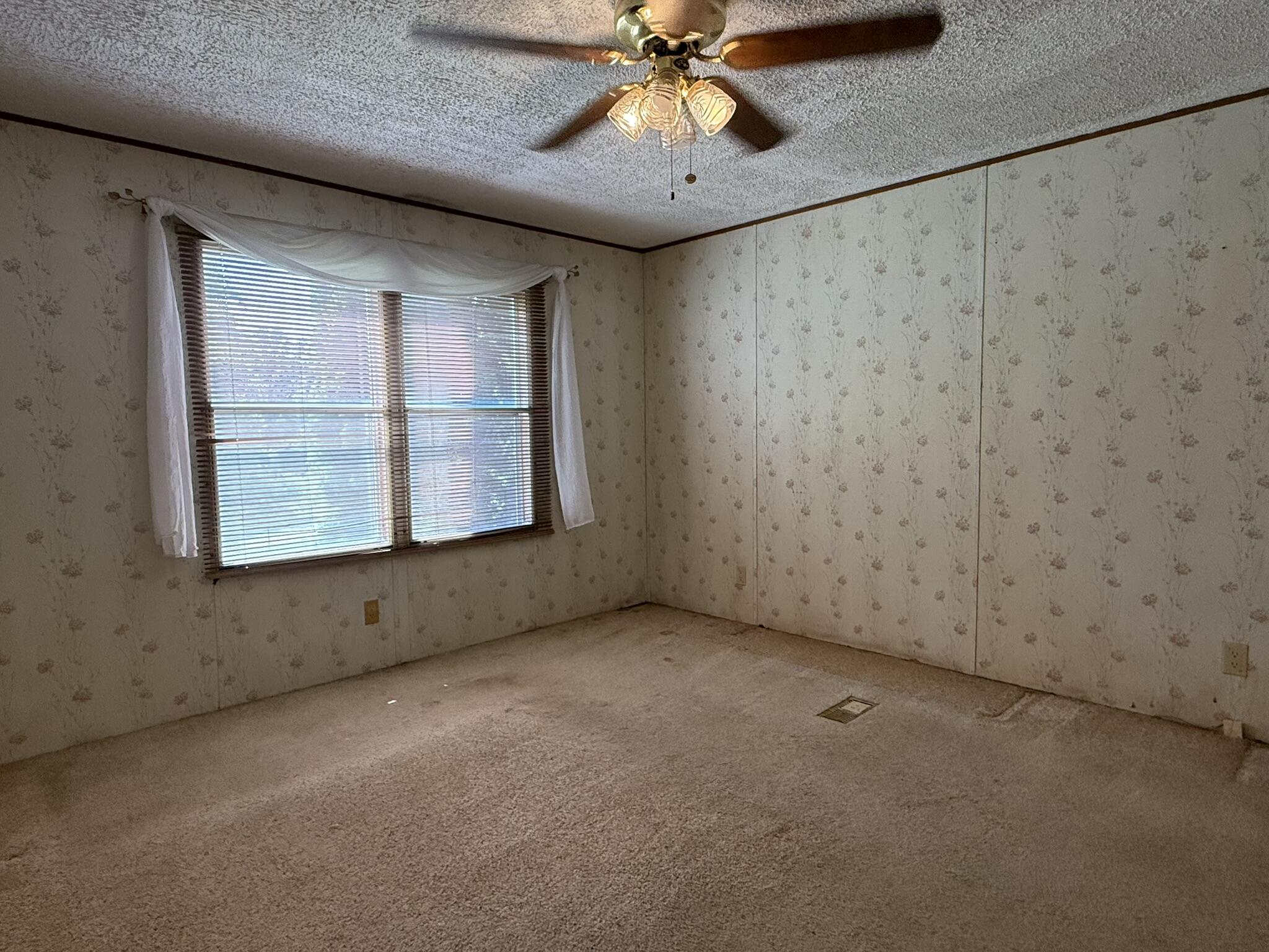 Trenton, Georgia 30752, United States, 3 Bedrooms Bedrooms, ,2 BathroomsBathrooms,Residential,Active,212459