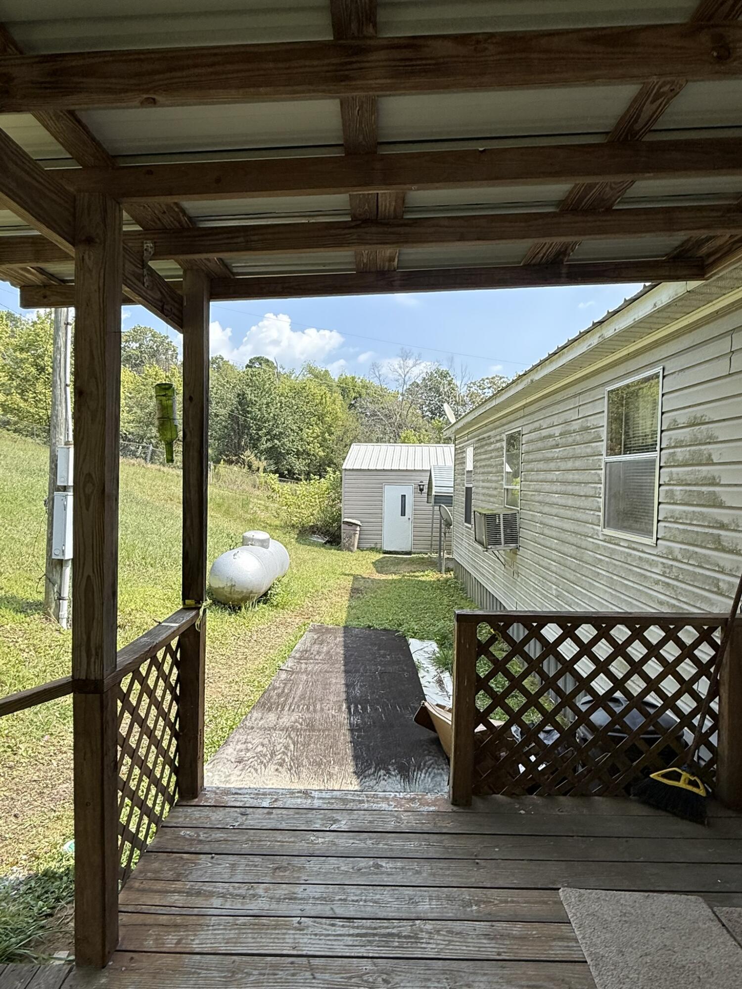 Trenton, Georgia 30752, United States, 3 Bedrooms Bedrooms, ,2 BathroomsBathrooms,Residential,Active,212459