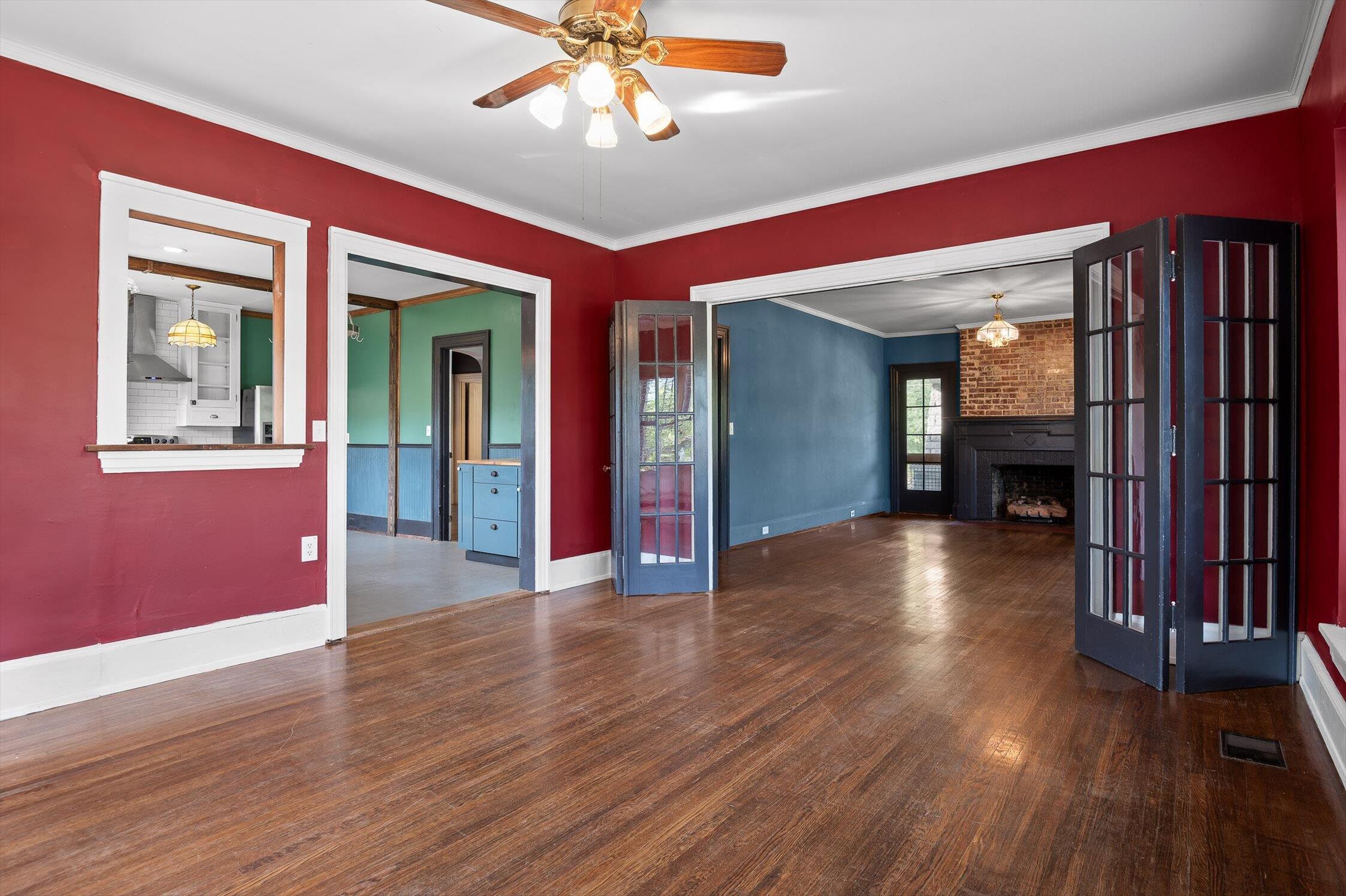 Chattanooga, Tennessee 37404, United States, 3 Bedrooms Bedrooms, ,1 BathroomBathrooms,Residential,Contingent,138061