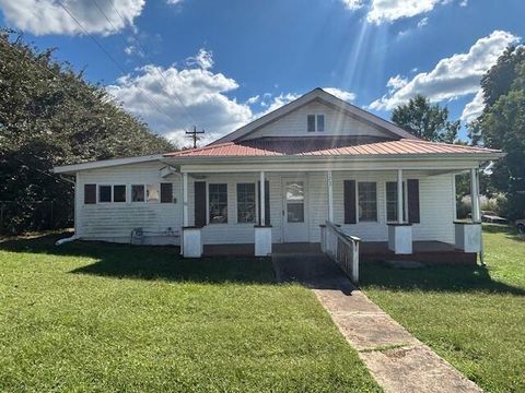 Photo of 123 S Groves Road, Pikeville, TN 37367 (MLS # 1525750)