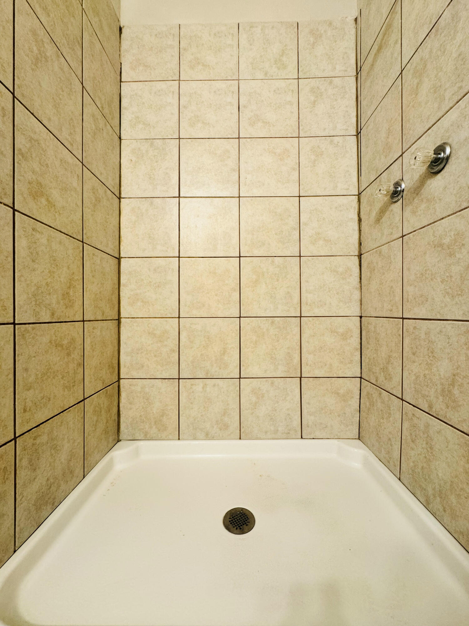 2204 Robbins Street, Chattanooga, Tennessee image 9