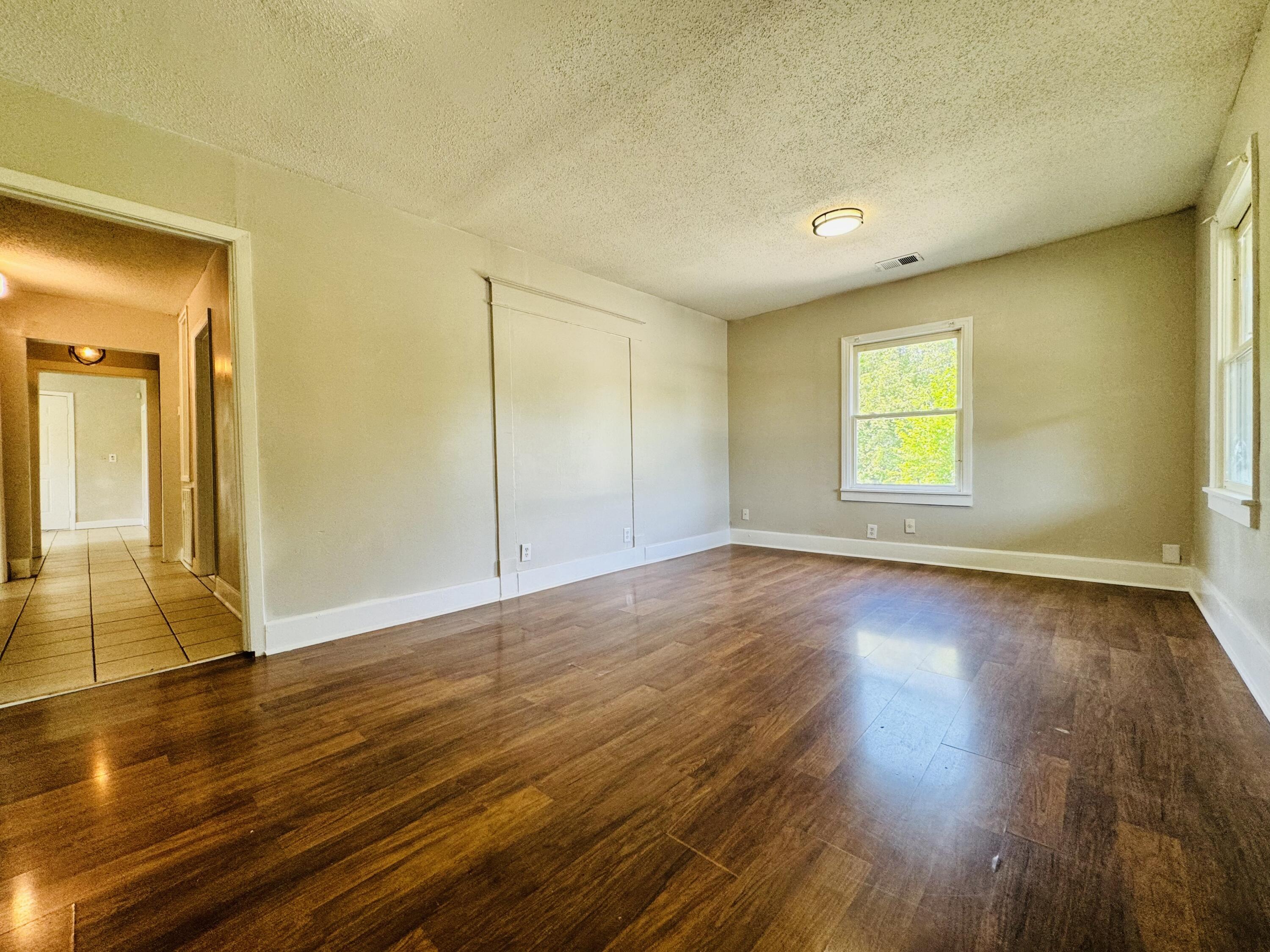 2204 Robbins Street, Chattanooga, Tennessee image 2