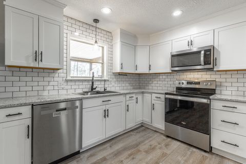 Tiny photo for 80 W Highland Drive, Ringgold, GA 30736 (MLS # 1528482)