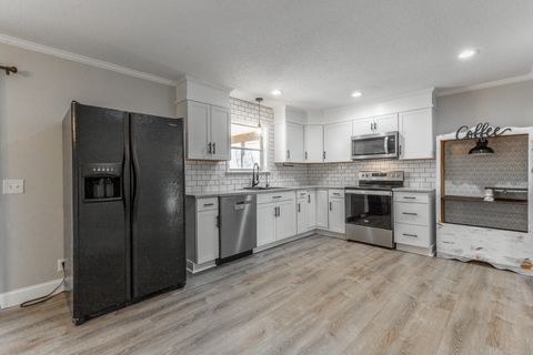 Tiny photo for 80 W Highland Drive, Ringgold, GA 30736 (MLS # 1528482)