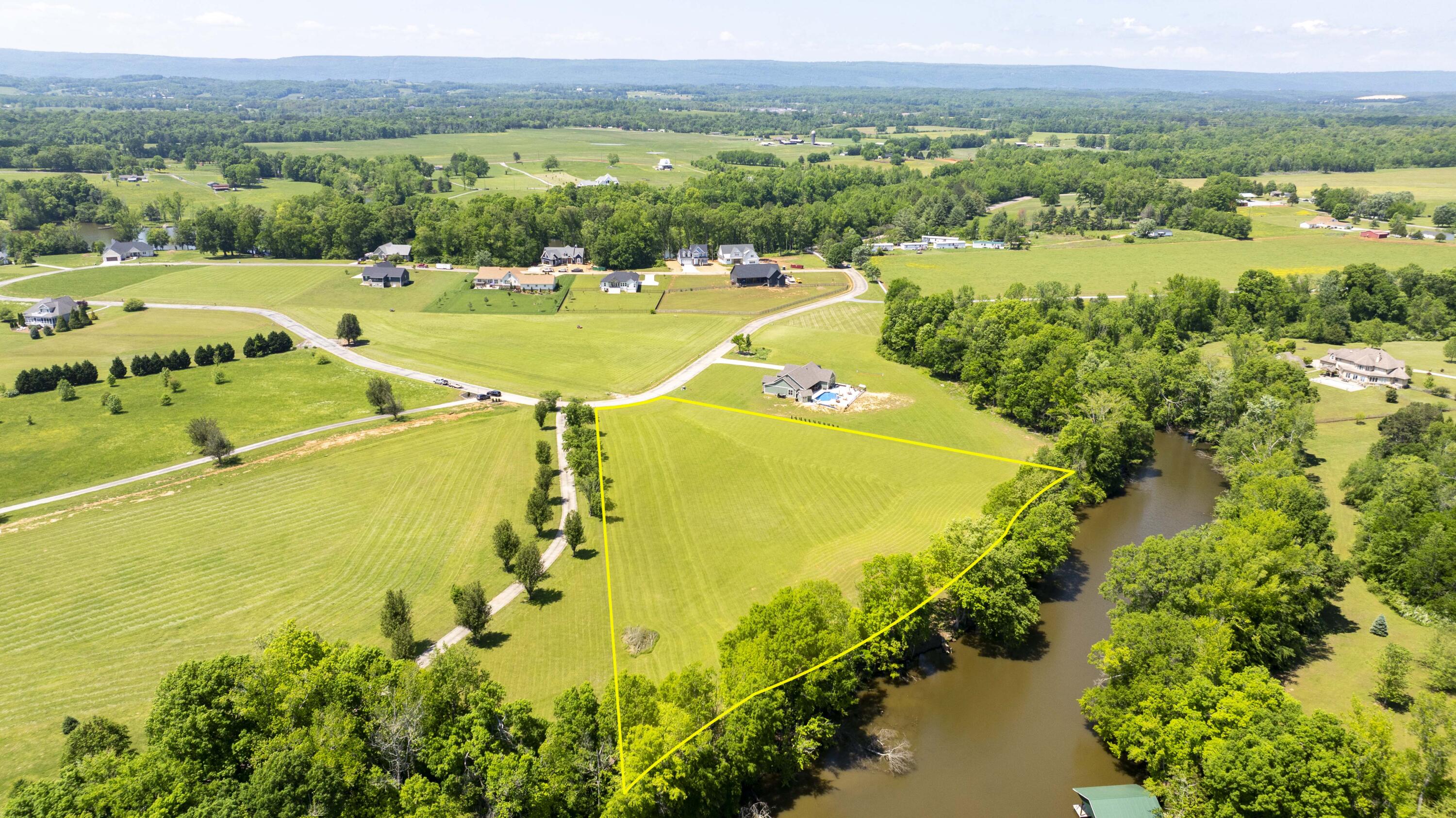 626 Melrose Place, Dayton, Tennessee image 2
