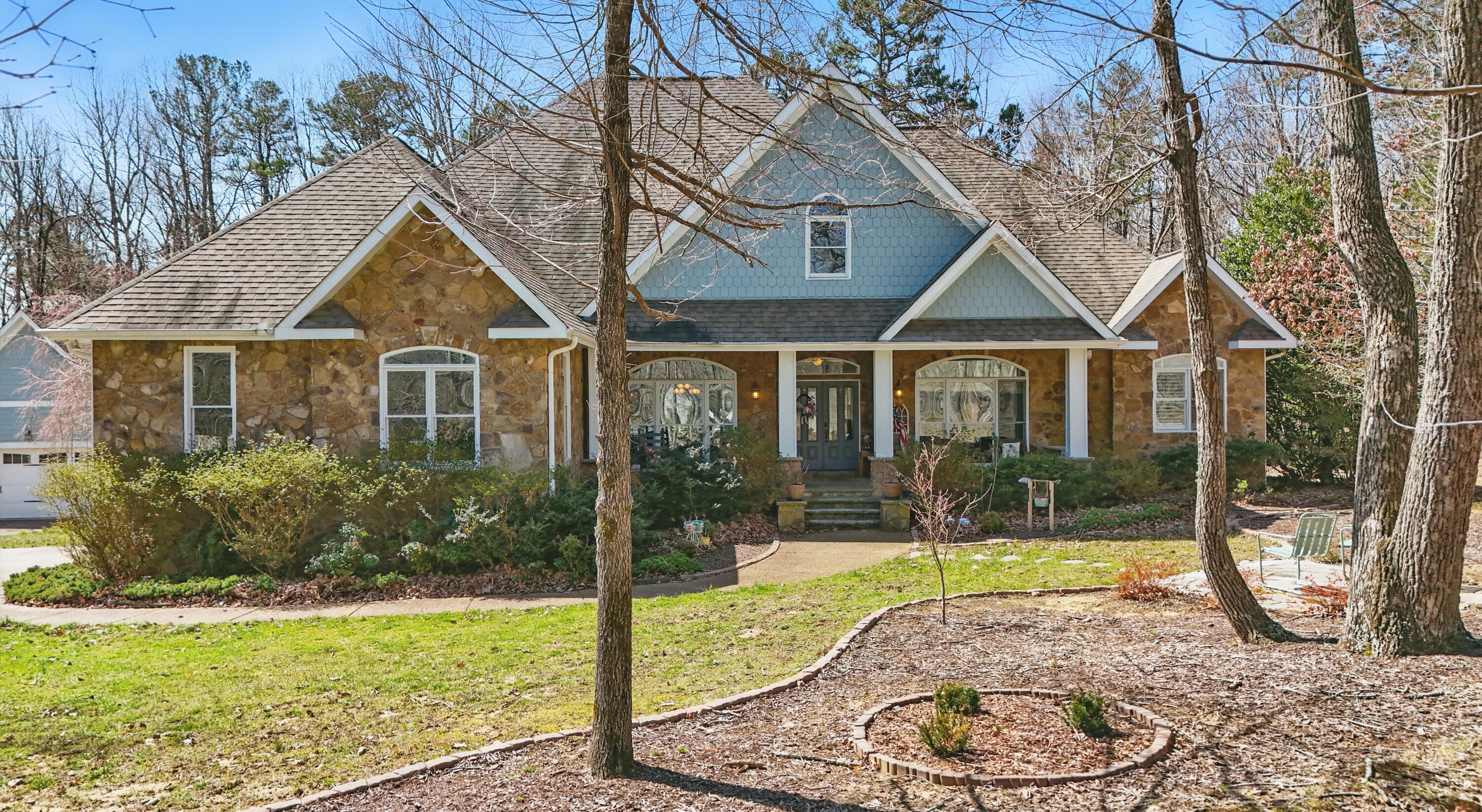 50 E Horseshoe Bend Road E