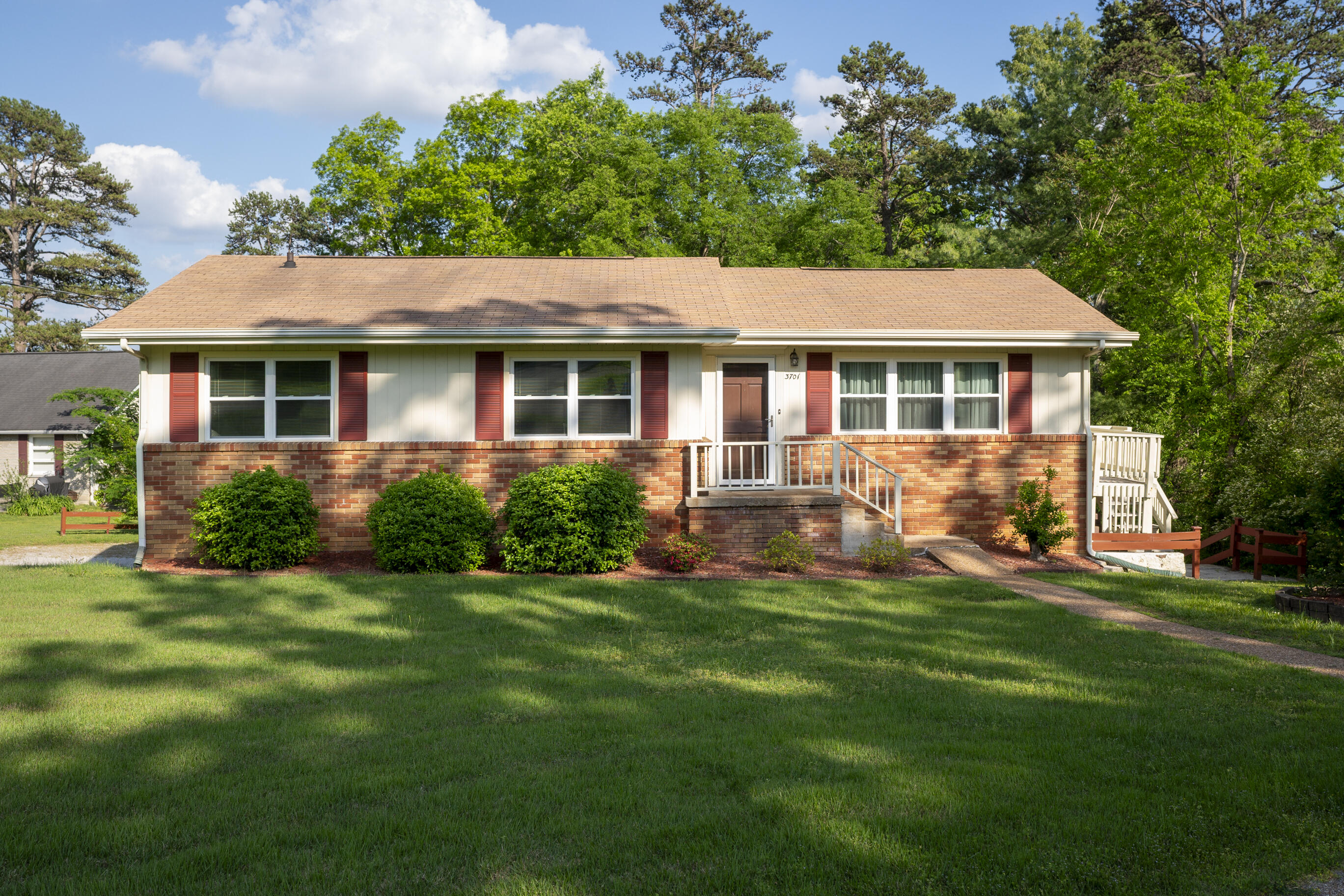 3701 Mary Anna Drive, Chattanooga, Tennessee image 1