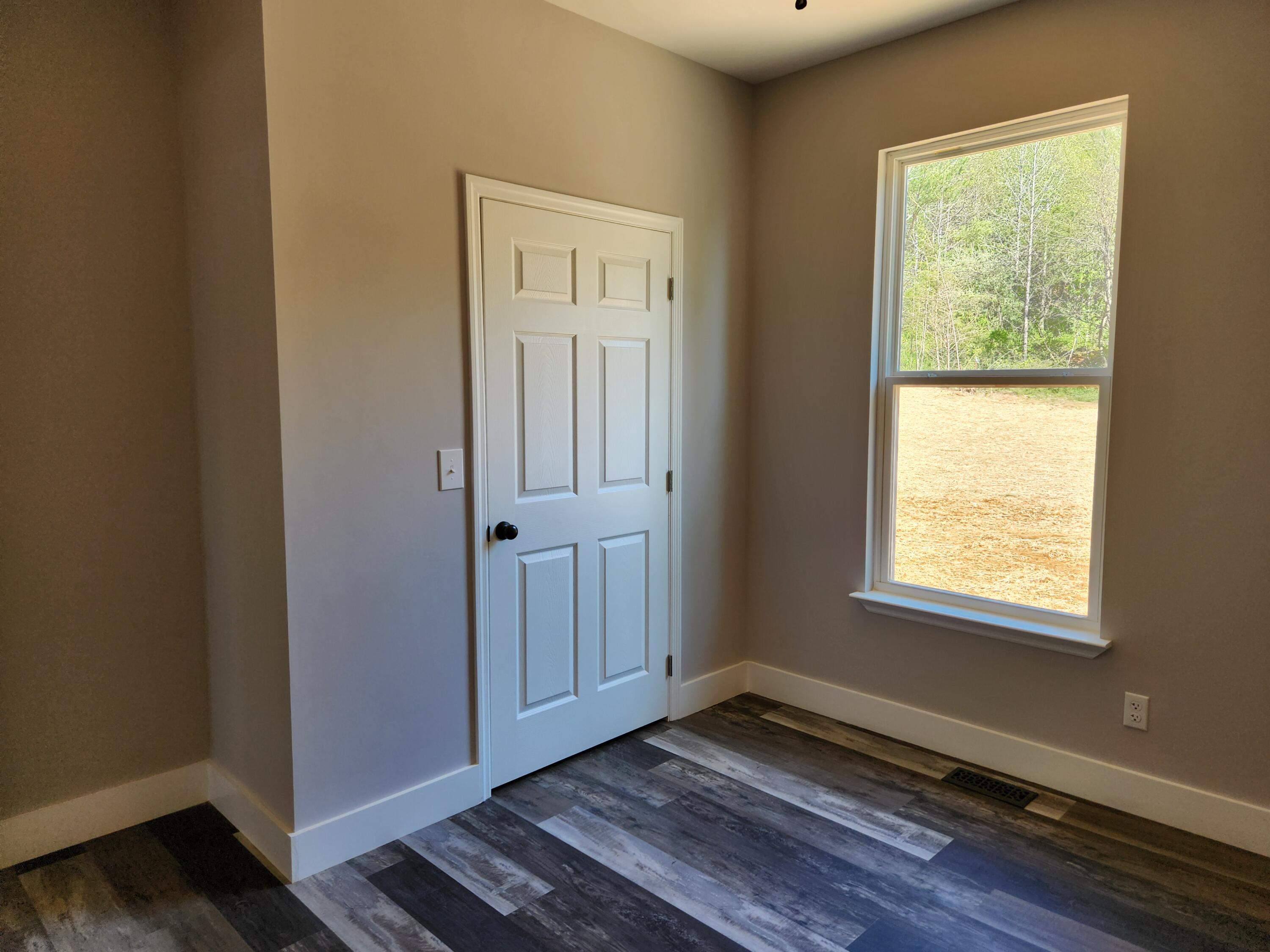 180 W Park Circle, Decatur, Tennessee image 22