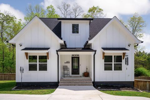 Photo of 4632 Pattentown Road, Ooltewah, TN 37363 (MLS # 1532371)