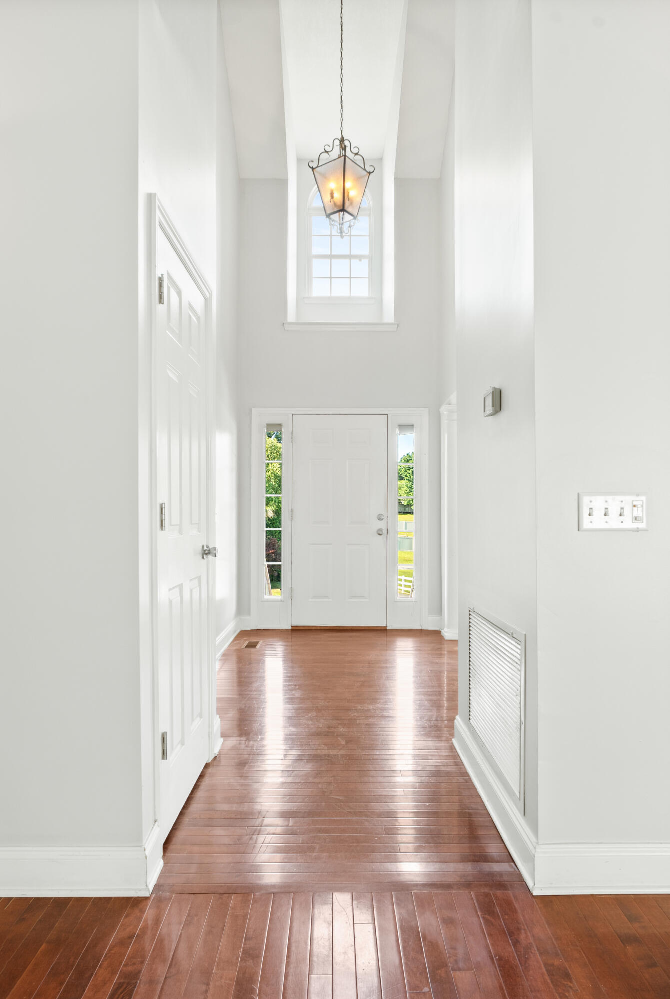 1502 Brock Circle