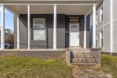 Homes For Sale - 809 Fairview Avenue<br/> Chattanooga, TN 37403