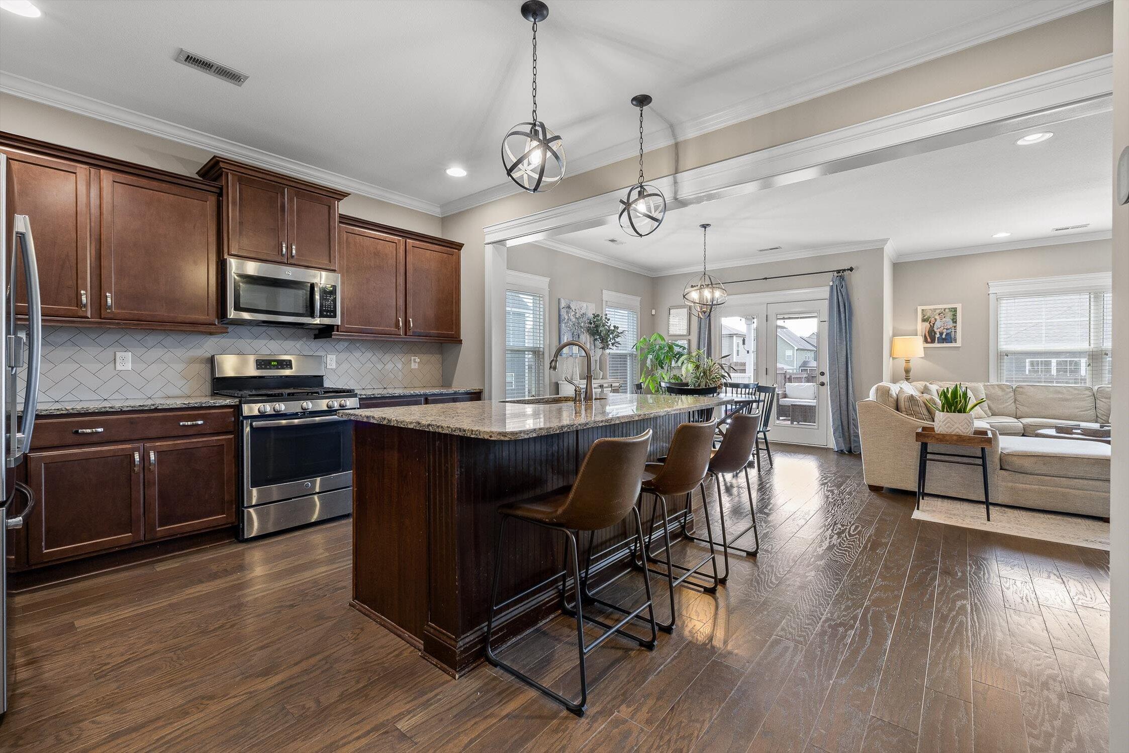 5348 Bungalow Circle