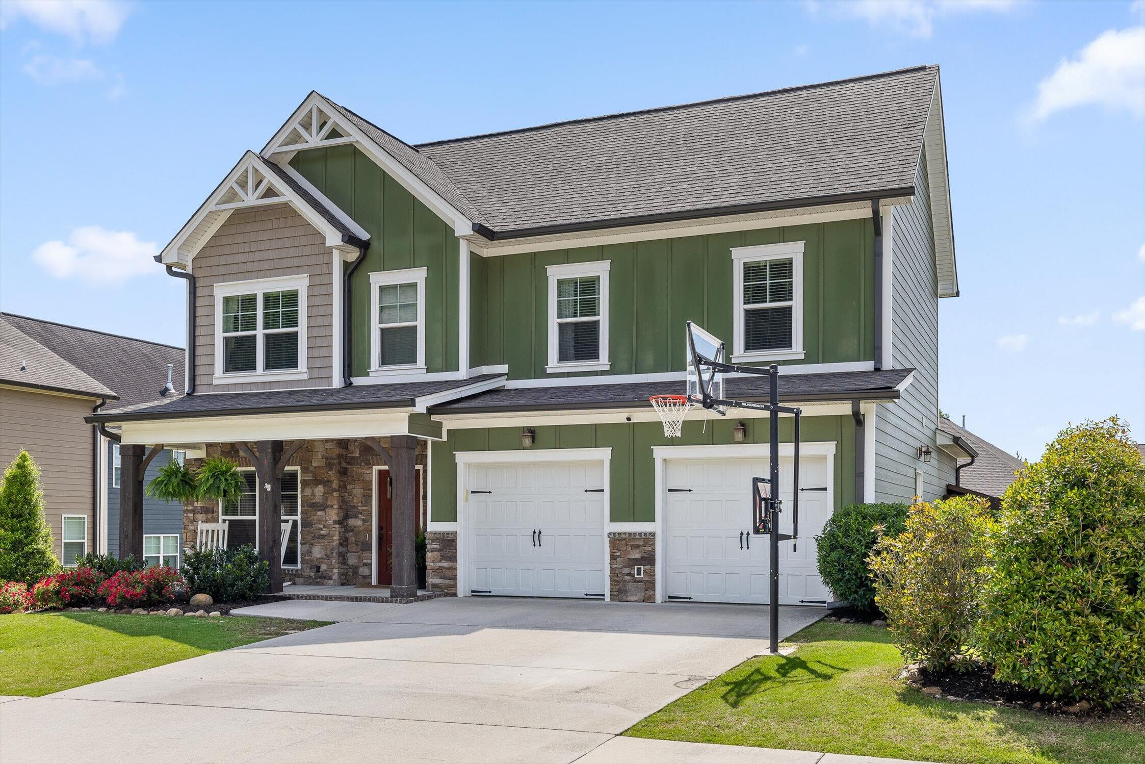 5348 Bungalow Circle