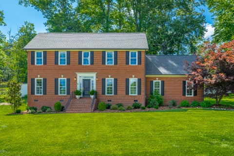 Photo of 3623 Gentry Station Drive, Signal Mountain, TN 37377 (MLS # 1536728)