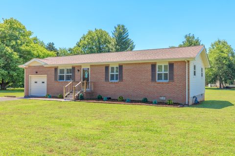 Homes For Sale - 131 Orchard Grass Lane<br/> Chickamauga, GA 30707