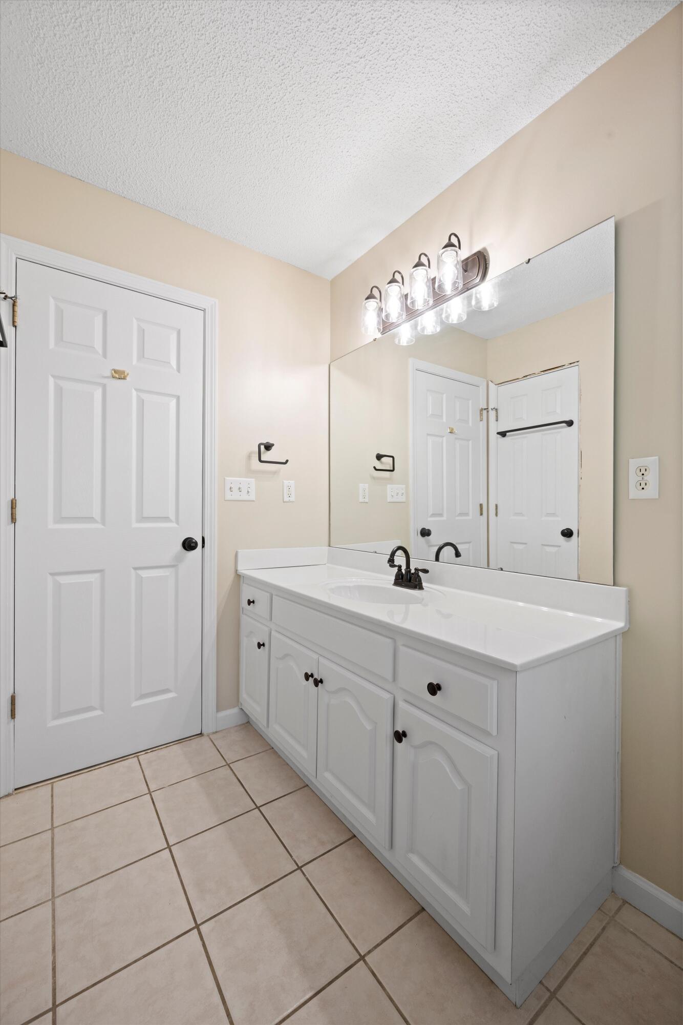 401 Live Oak Lane #UNIT 63, Dalton, Georgia image 21