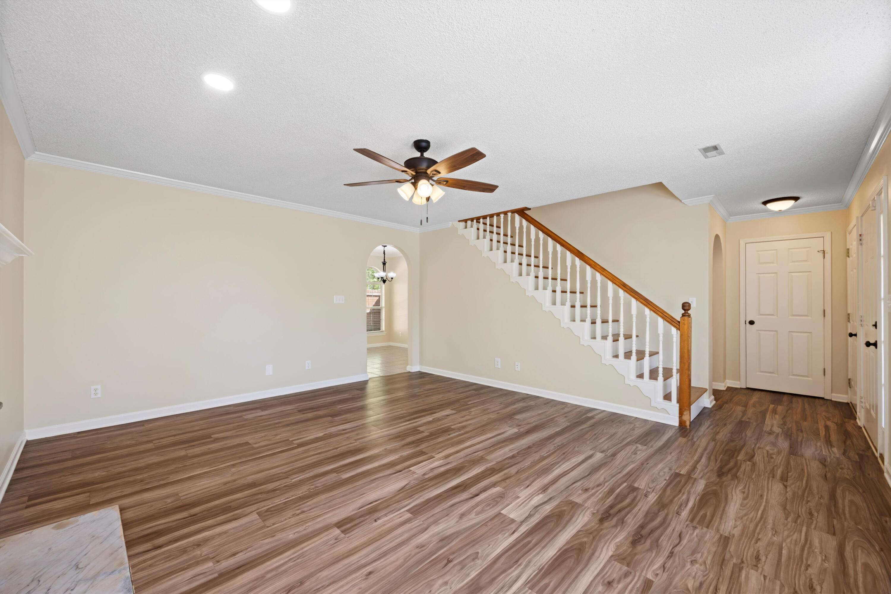 401 Live Oak Lane #UNIT 63, Dalton, Georgia image 6