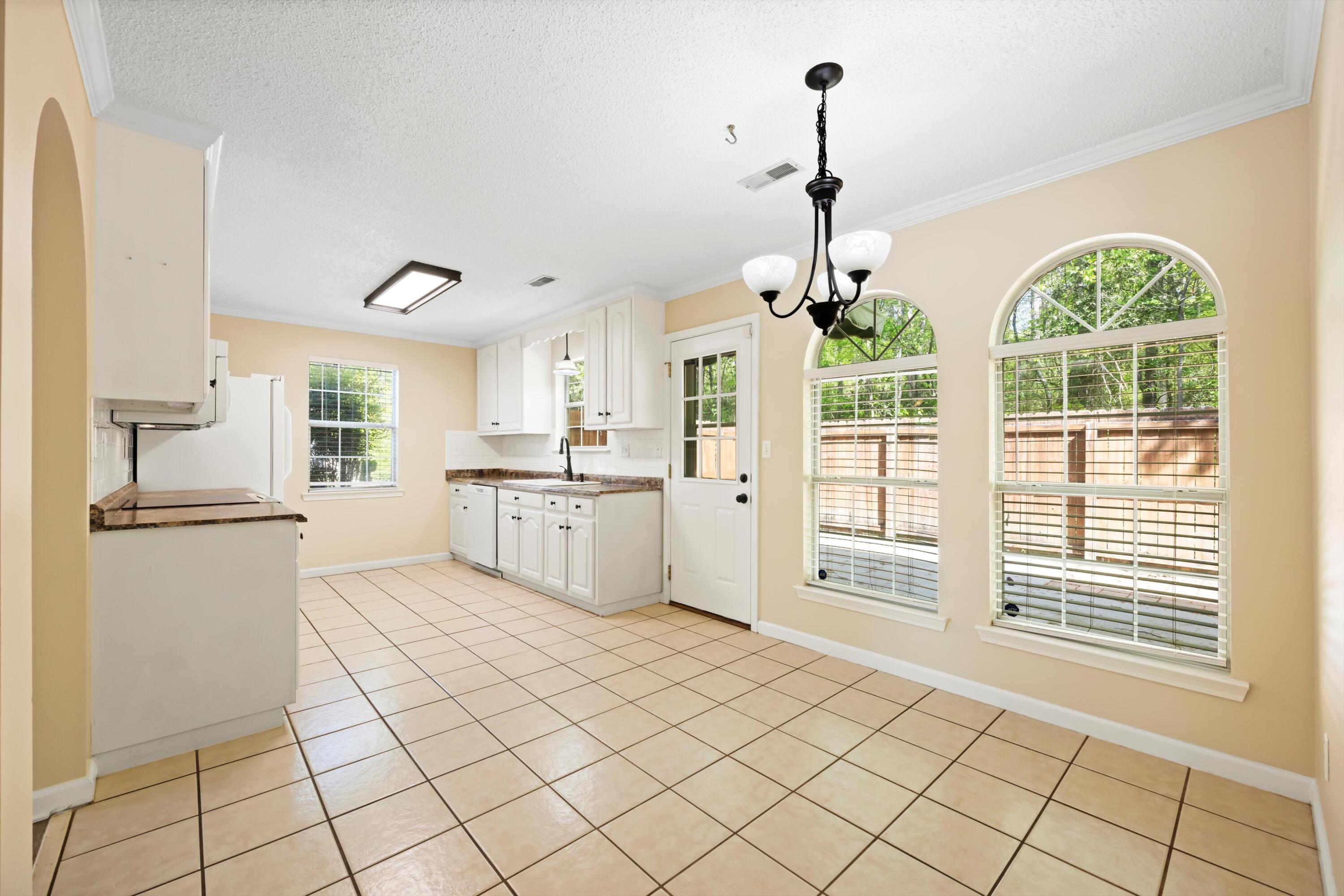 401 Live Oak Lane #UNIT 63, Dalton, Georgia image 9