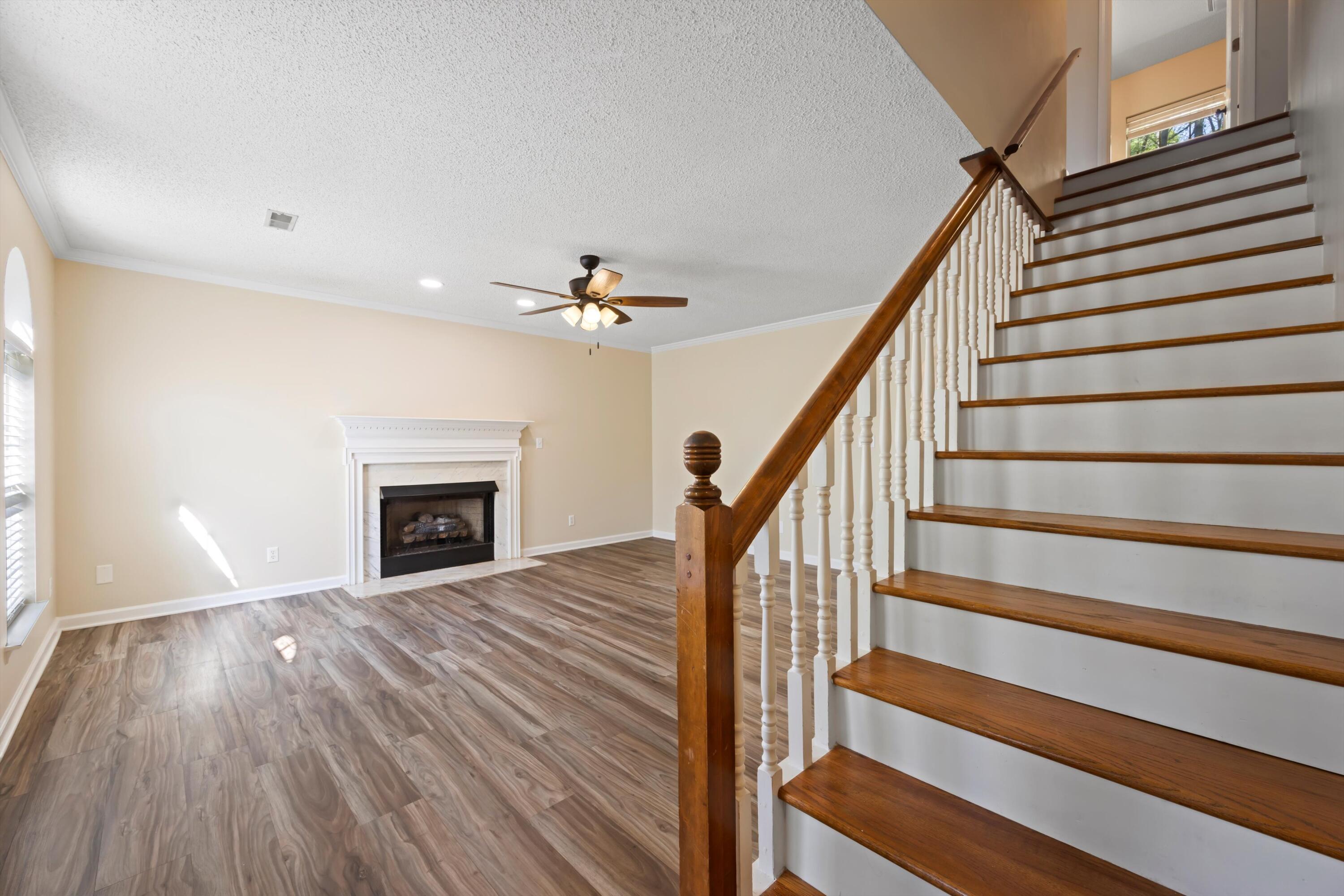 401 Live Oak Lane #UNIT 63, Dalton, Georgia image 3