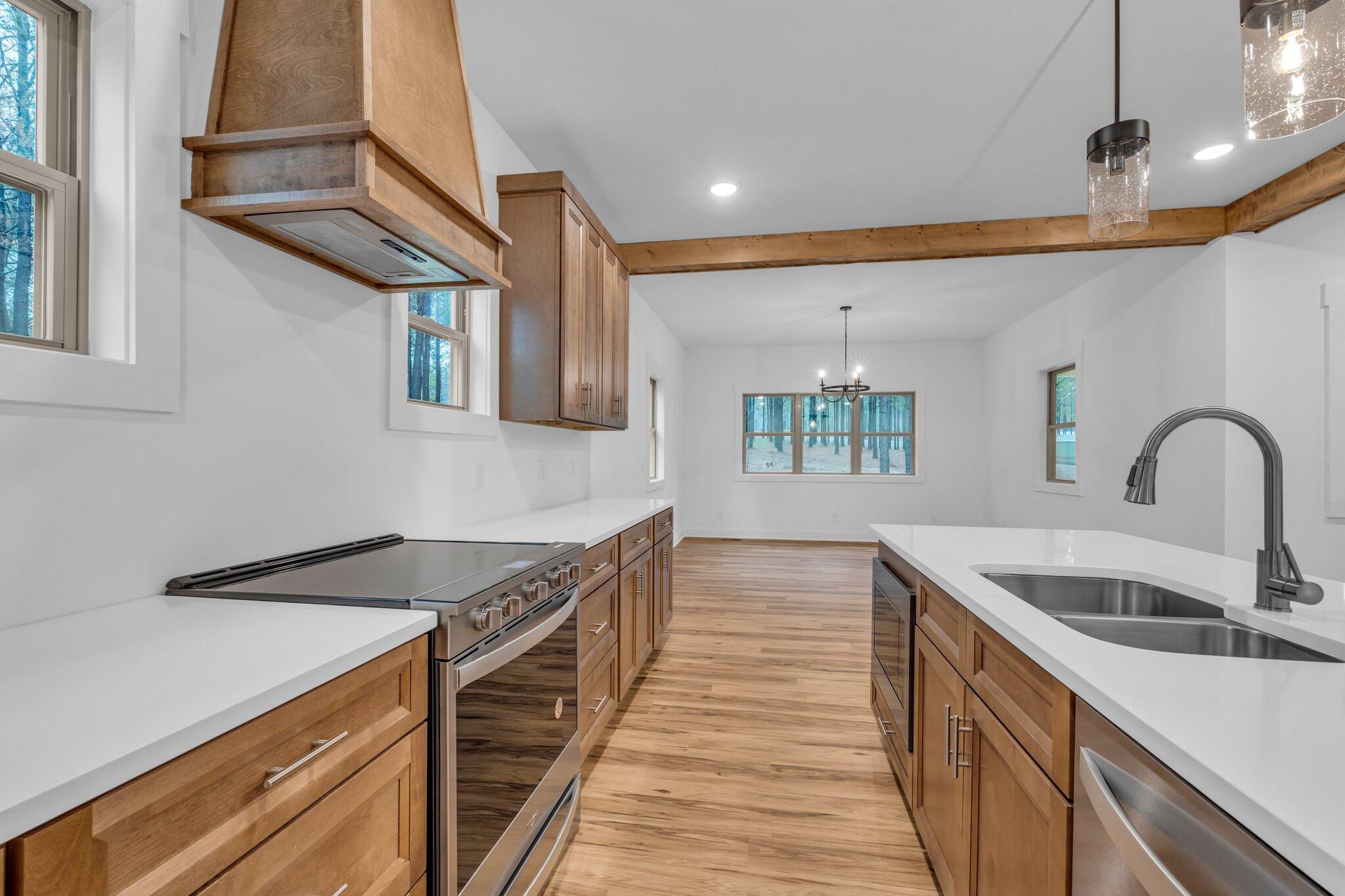1075 Cumberland Circle, Jasper, Tennessee image 9