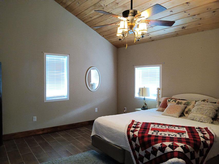 400 Maple Lane, Pikeville, Tennessee image 21