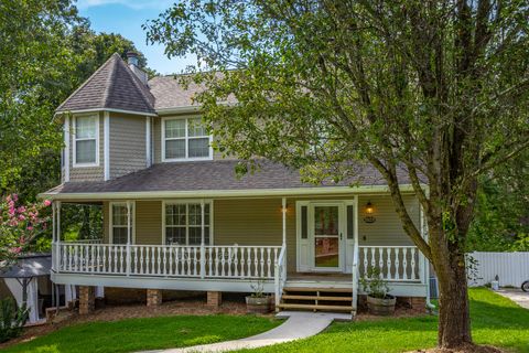 Photo of 2028 Port Royal Drive, Soddy Daisy, TN 37379 (MLS # 1519053)